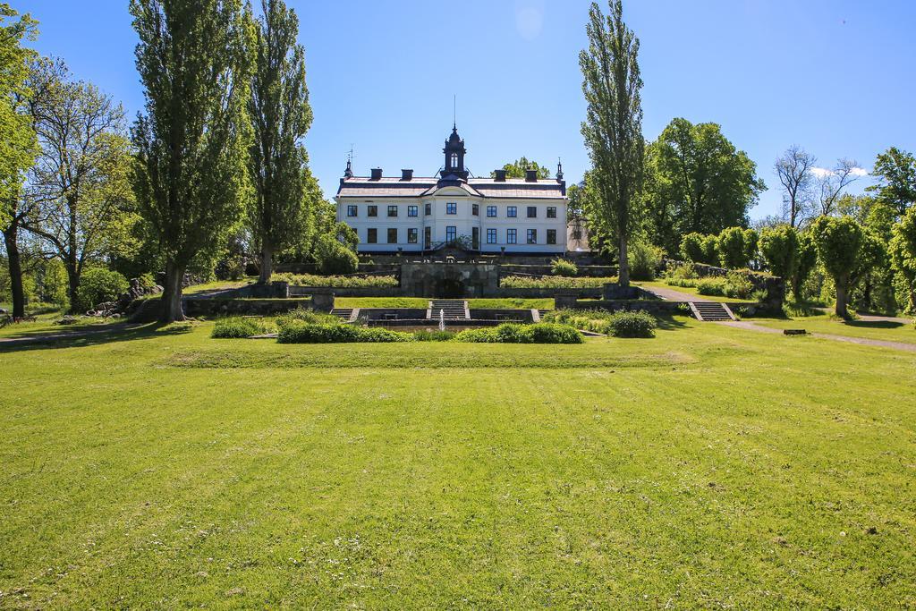 Kaggeholms Slott Bed & Breakfast Ekero ภายนอก รูปภาพ